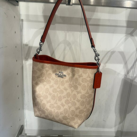 coach City Bucket Bag In Signature Canvas ct800